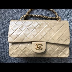 Chanel medium lambskin beige vintage